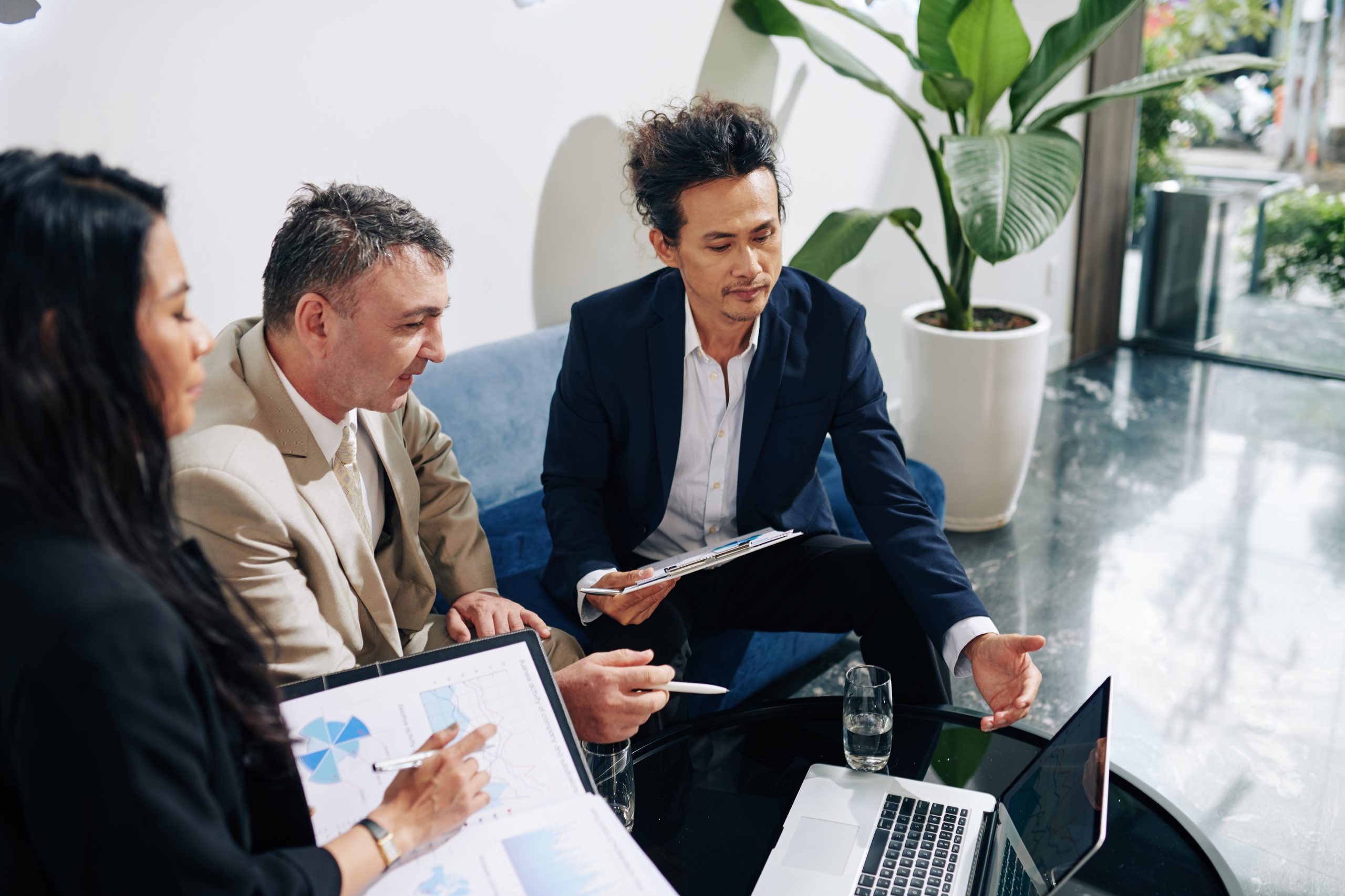 Strategies for Attracting Investors and Increasing Visibility in the Capital Raising and Venture Capital Landscape