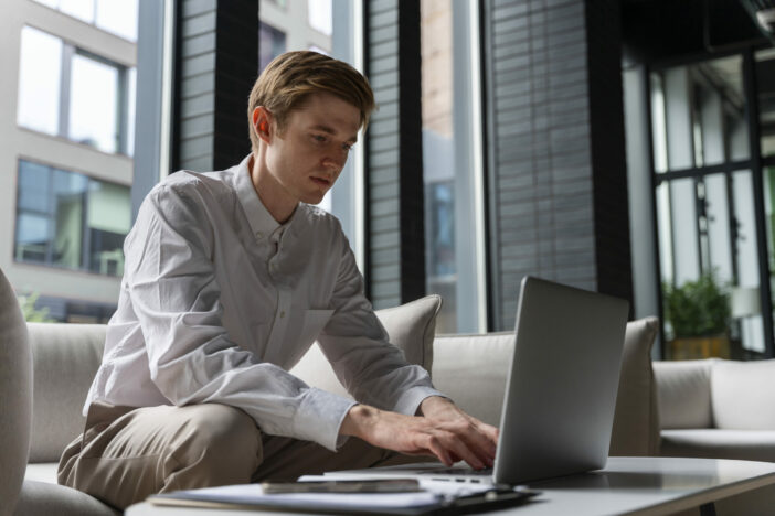 <strong>Raise Capital Like An Enterprise Sales Cycle</strong>